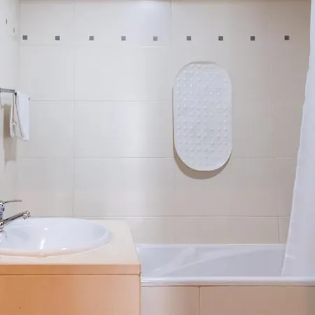 Guestready - A Sunny Delight In * 푼샬