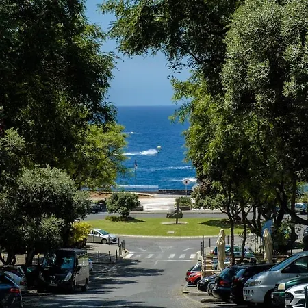 Guestready - A Sunny Delight In